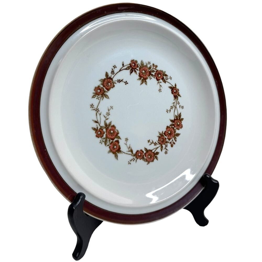 Vintage Sierra Stoneware "Garland" Dinner Plates Oven To Table Japan Set of 2